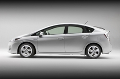 07_10_Prius-prv.jpg