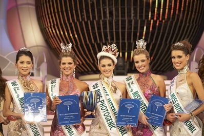 2008_miss_international05.jpg