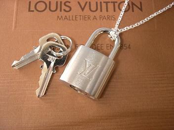 륤ȥ LOUIS VUITTON ѥɥå