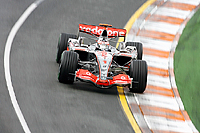 F12008aus02.jpg