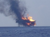 deepwater-horizon-Oil_Rig_300x223.jpg