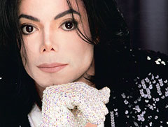 michaeljackson_061201.jpg