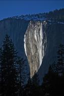 襻ߥ֤Yosemite Red horse tail fall