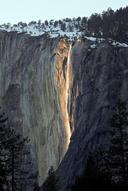 襻ߥ֤Yosemite Red horse tail fall