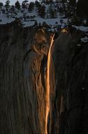 襻ߥ֤Yosemite Red horse tail fall